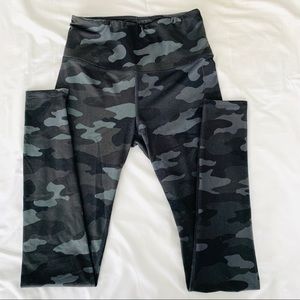 Camo athletic leggings